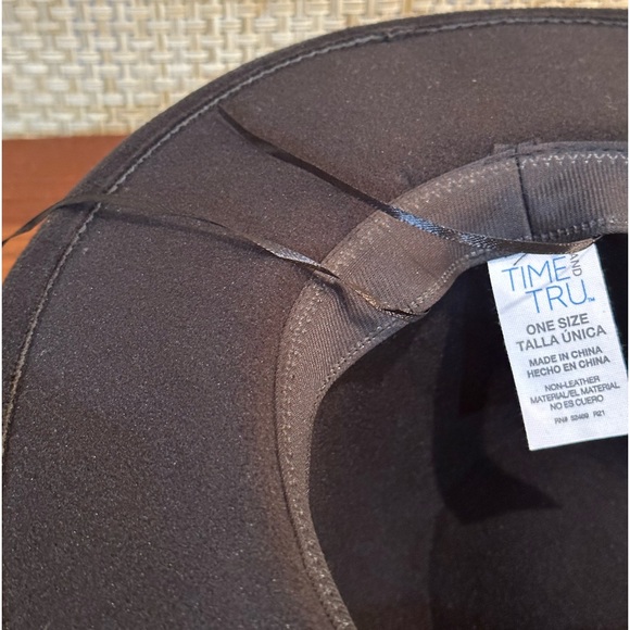 NWOT Black Flannel Wide Brim Fedora with Double Silver Buckles by Time and Tru - Picture 8 of 10